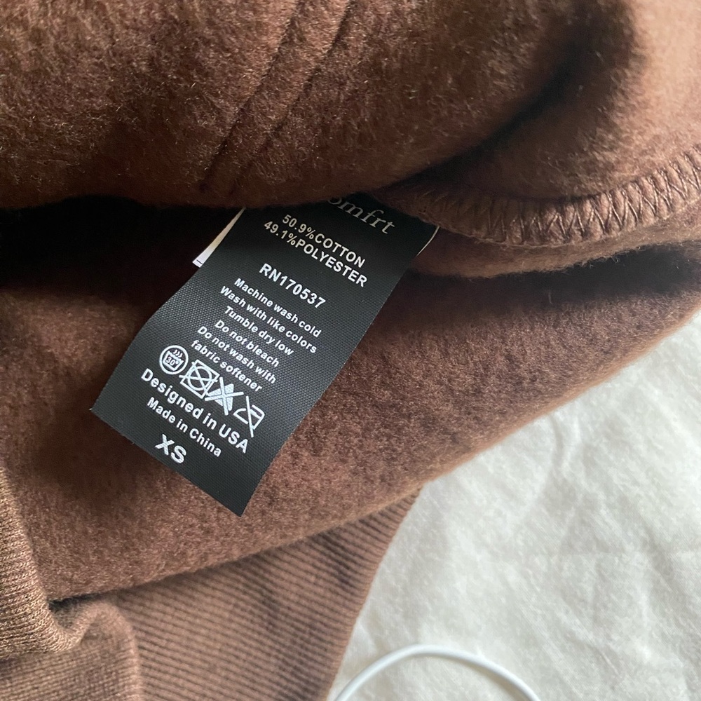 NWT Comfrt - Brown Walnut Hoodie - Picture 6 of 8
